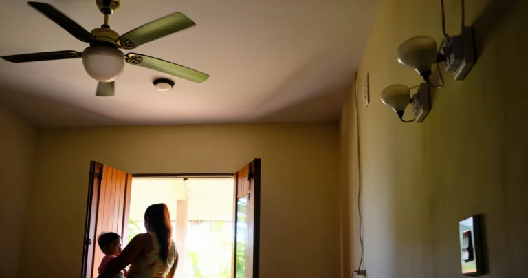Paano Magtipid sa Kuryente sa Bahay Kahit Maliit ang Kita: Gabay 2026